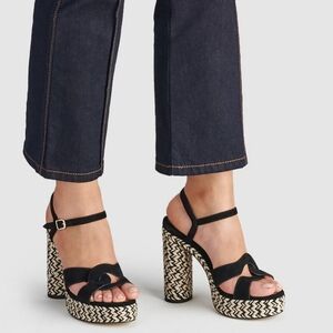 Coach Talina Platform. Size 9